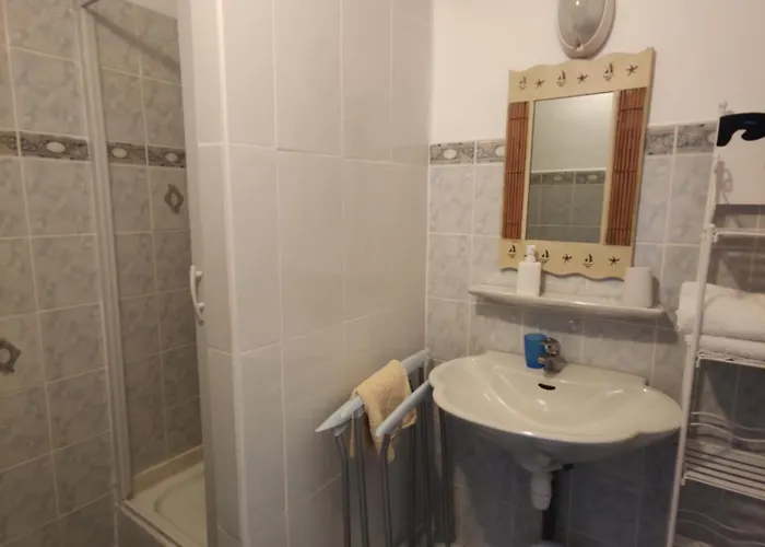 Le Dojo Гостевой дом Saint-Christophe (Tarn)